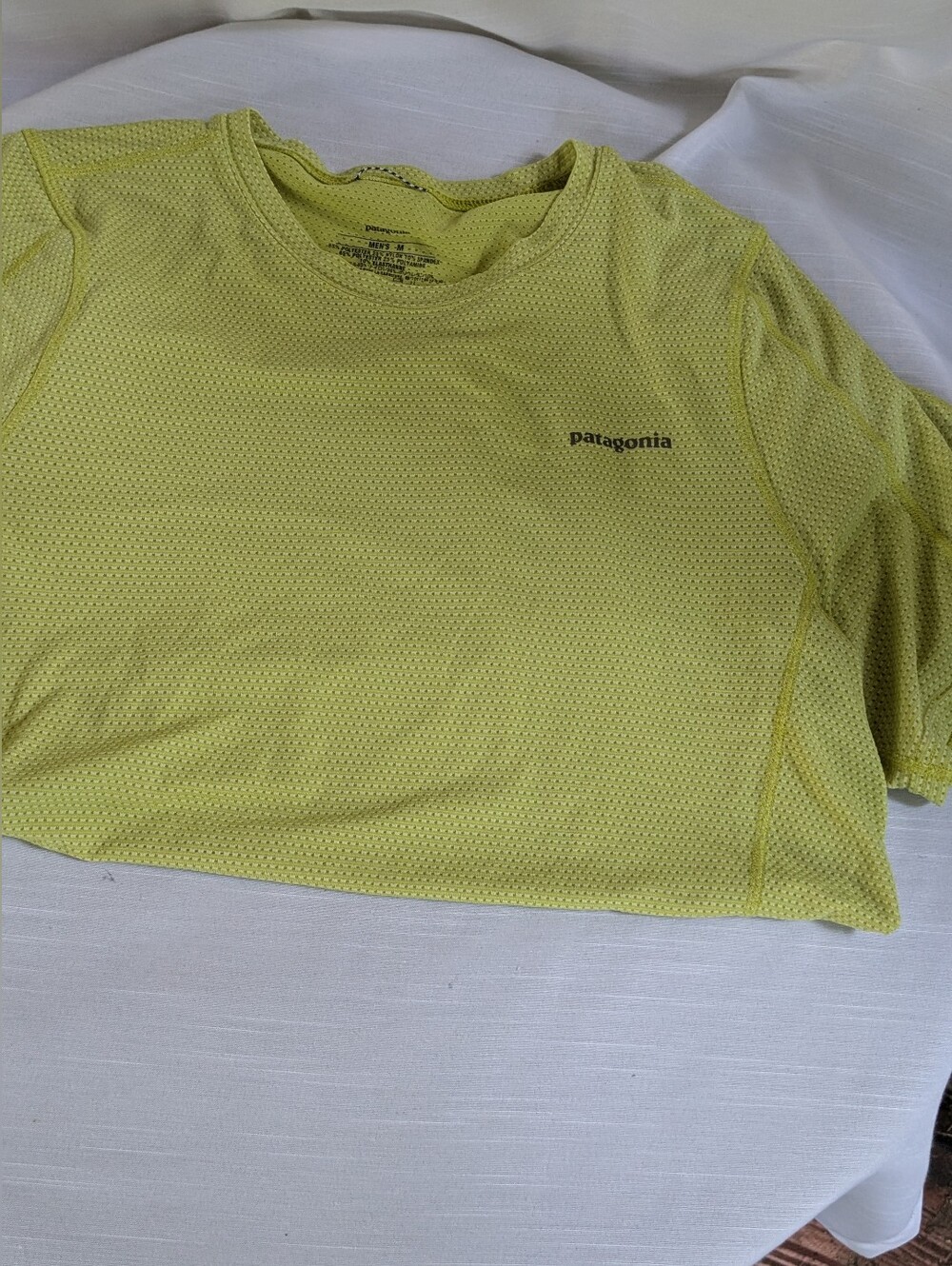Patagonia Men's Lime Yellow Short-Sleeve Performance Tee Sz M